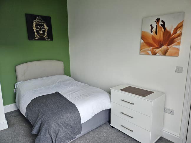 Beautiful Double Room in SK2 Main Photo