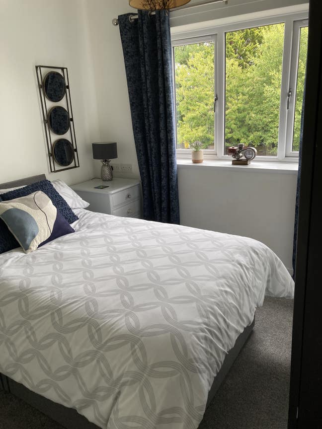 Heap big storage space for small double room Main Photo