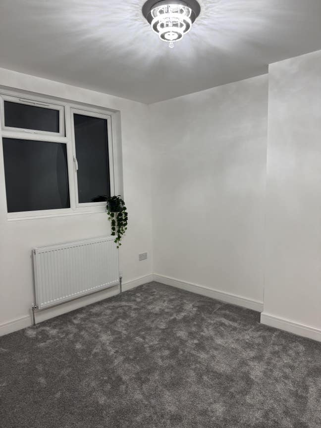 Lodger Wanted – Bright Room in Friendly 5-Bed Home Main Photo