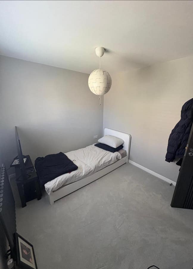 Double room to let in Bromsgrove Main Photo