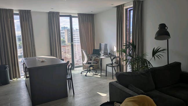 Ensuite Room 2b2b - Salford Main Photo