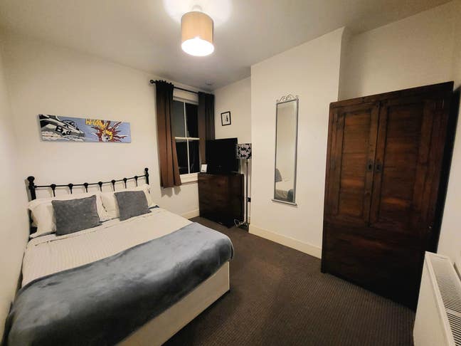 Double Room in Friendly Fulham House Main Photo