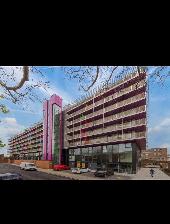 Ensuite double in 2b2b (zone 2) Main Photo