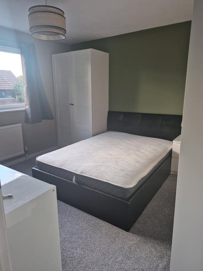 Double room to rent Main Photo