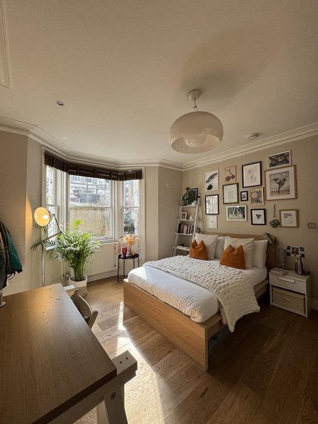 Stunning Large Double Room in Islington Main Photo