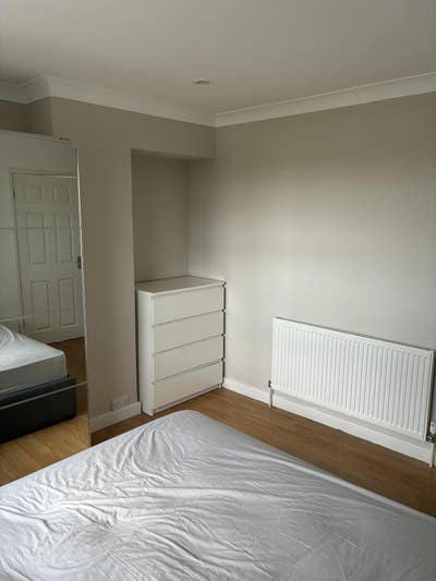 Double bedroom available (Bills inc) Main Photo
