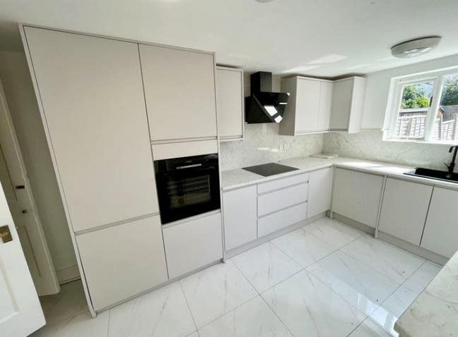 SE27- 3 Bedroom Refurbished Unfurnished Home  Main Photo