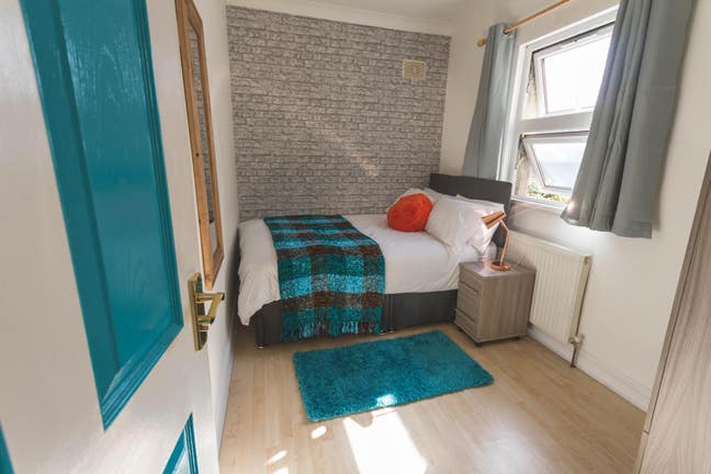 Lovely Double Bedroom in Totterdown! Main Photo