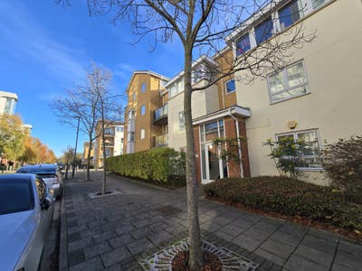 Erebus Drive Thamesmead Main Photo