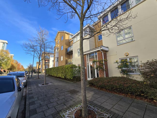 Erebus Drive Thamesmead Main Photo