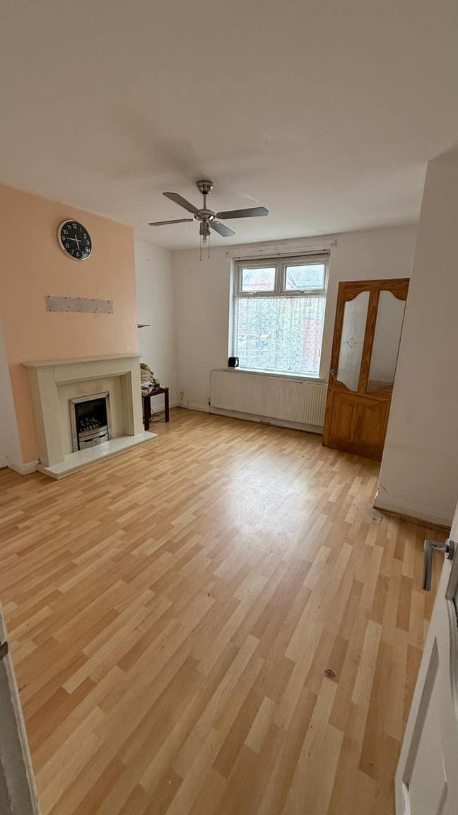 Rooms for rent in Nelson  Main Photo