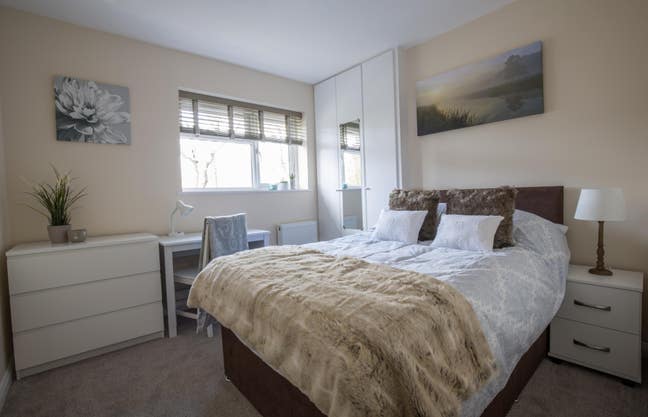 Stylish friendly houseshare, lovely garden & shed Main Photo