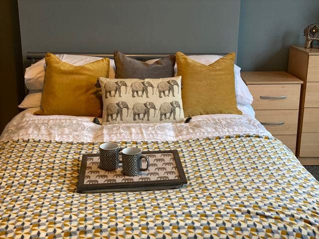 City Centre - Double En-suite Room Main Photo