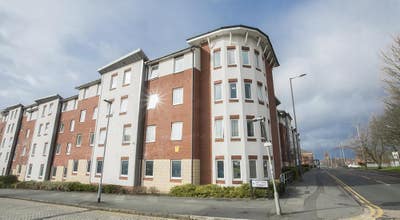 En-Suite Available in the middle of Campus Main Photo