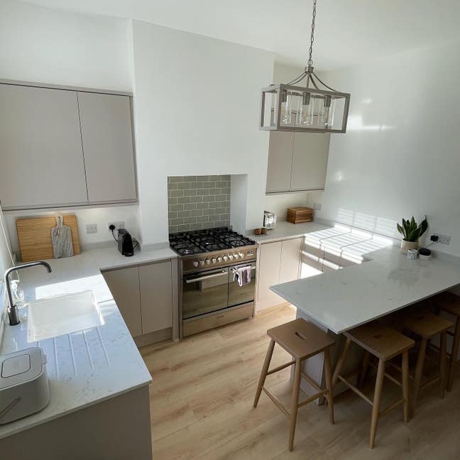 Double room 5 minutes from Stockport station  Main Photo