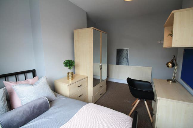 Student Rooms!  Sept 2026! Main Photo