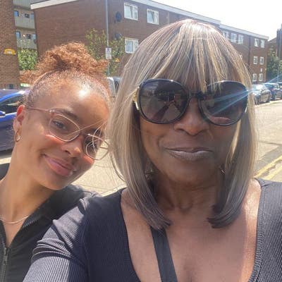 Looking for two bed for myself and my daughte... Main Photo