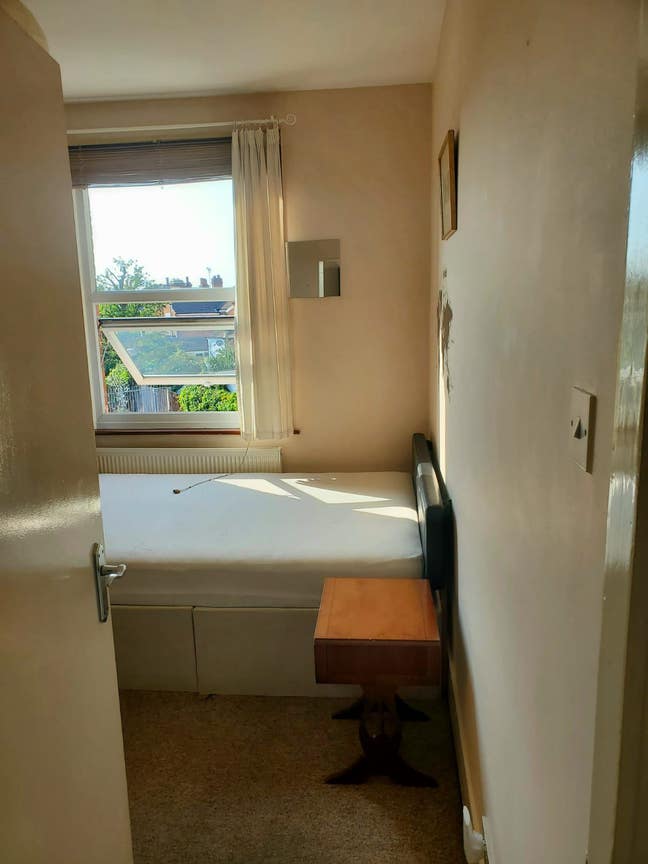 Double Room Available in Willesden, Bills Included Main Photo
