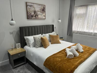 King Sized Ensuite Room in London ! Main Photo