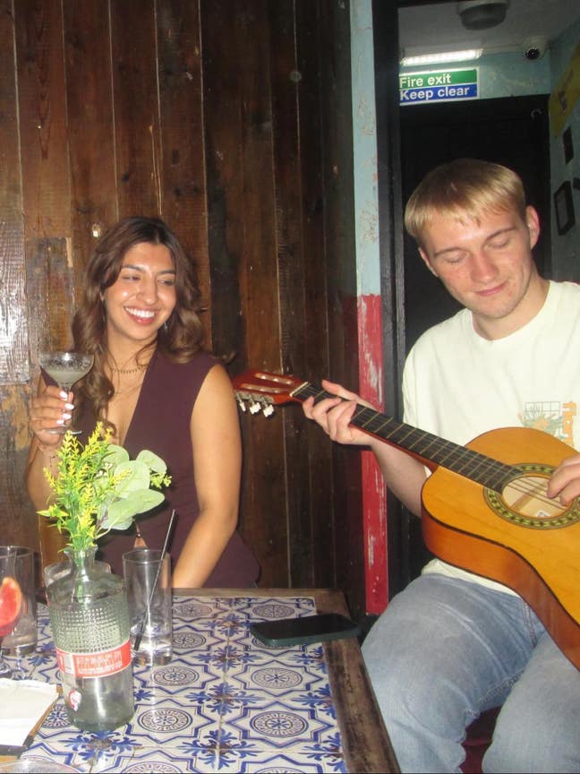 23 year old professional for sociable house share Main Photo