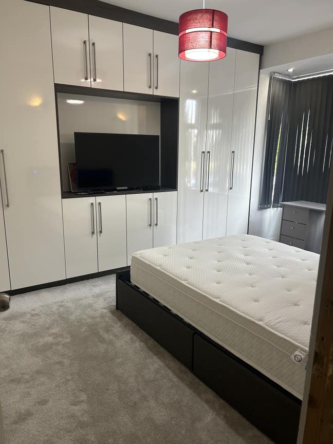 Luxury bedrooms furnished rooms to rent Main Photo