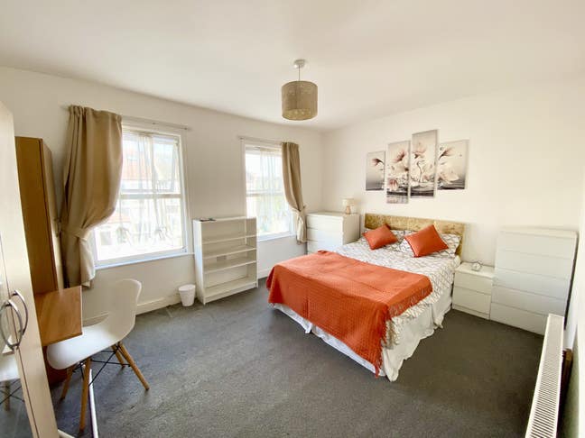 Cosy rooms near Leyton station Main Photo