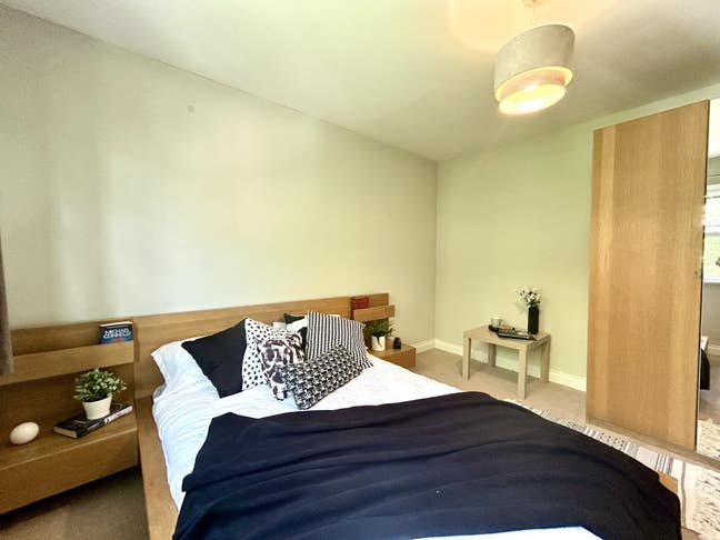 Your Own Fantastic Space to Call Home 💚📞🏡
 Main Photo
