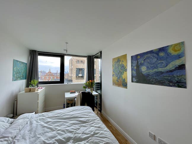 2-bed, 2-bath 5th flr flat w/ balcony in E&C Main Photo