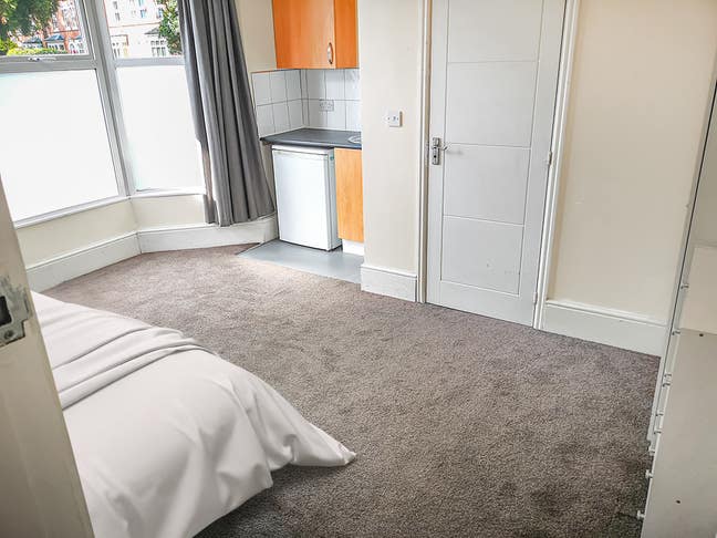 Shared House - DSS Only. All rooms ensuite Main Photo