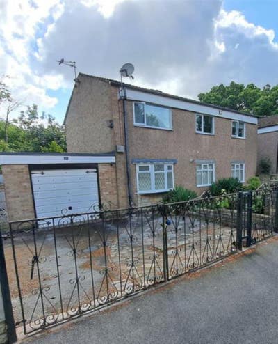 **Rooms Available in B34 & B33 Area** Main Photo