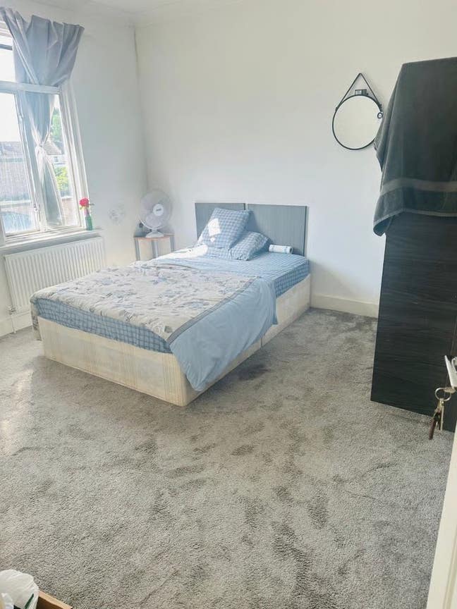 Big Master Double Room for Rent in (IG1) Main Photo