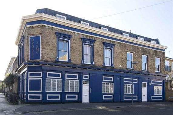 Bow/ Mile end Cosy single Room available September Main Photo