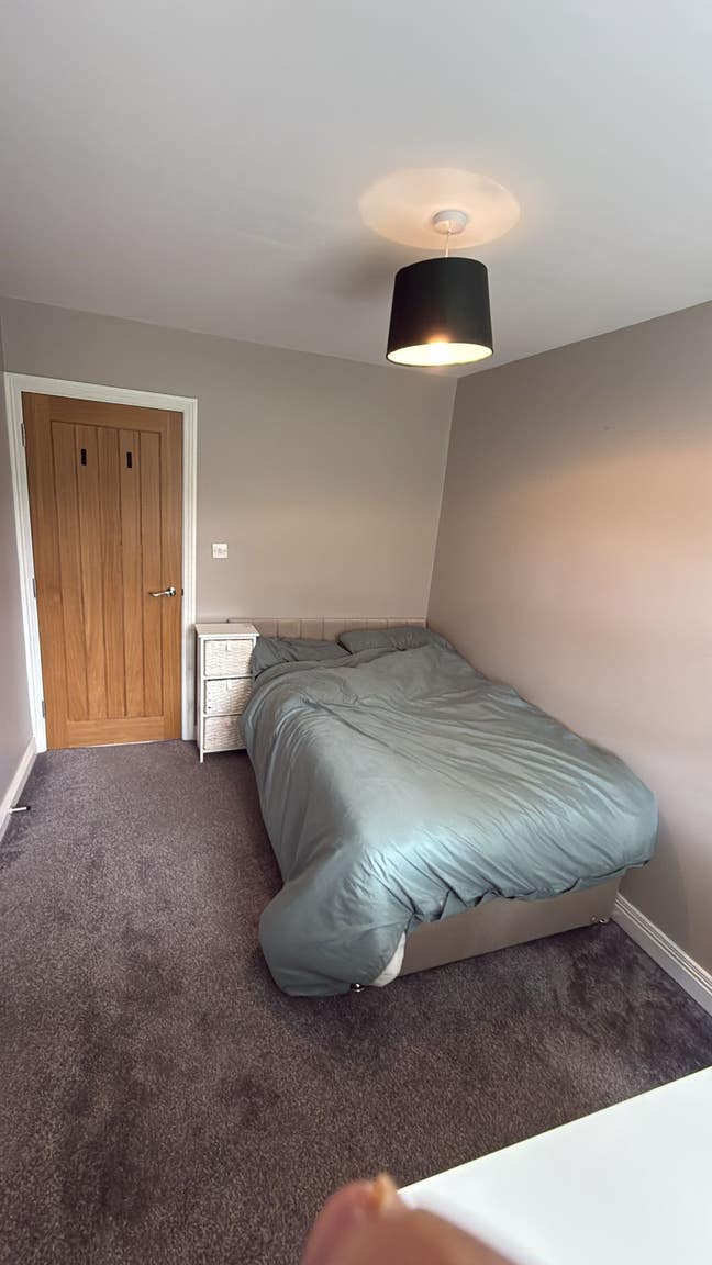 Double room with shared bathroom  Main Photo