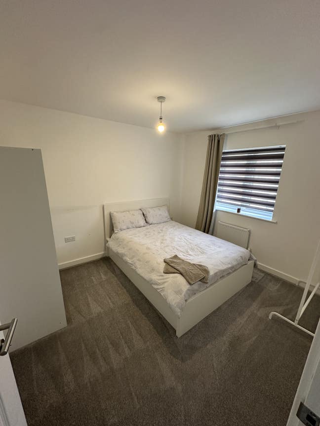 Double Room near Ebbsfleet Int. Station Main Photo