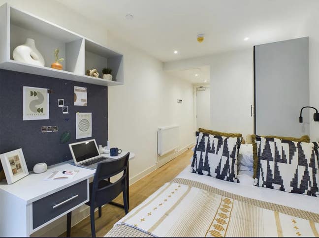 Sheares Hall - Deposit Already Paid Main Photo
