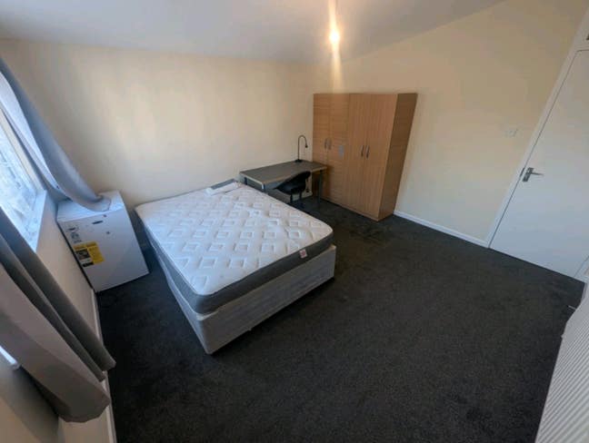 Lovely Rooms Available W/Cleaner | 15Min to Stn Main Photo