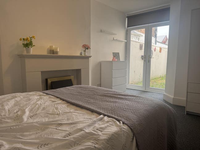 Lovely Double Room, Sea Front Location Main Photo