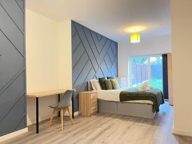 Newly Refurbished - Heart of Smethwick - Main Photo