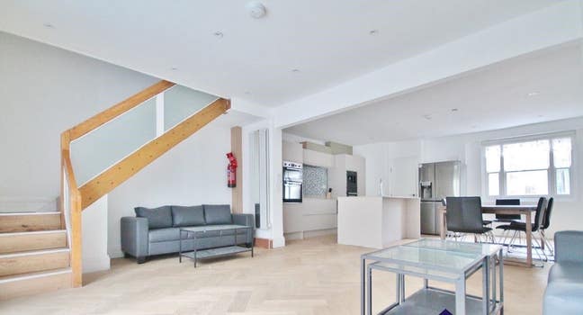  6 beds , mins Camden Town ,kings cross, Holloway  Main Photo
