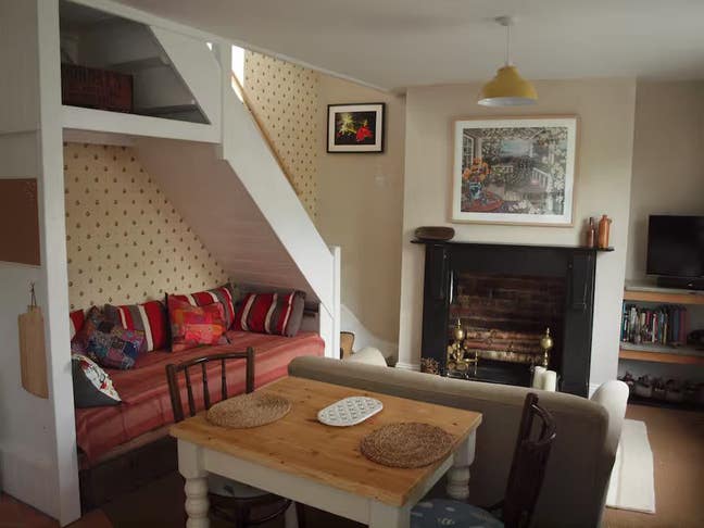1 bedroom house in Horrabridge village centre  Main Photo