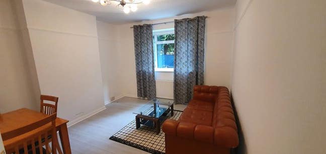 Amazing two double bedrrom flat near the park.  Main Photo