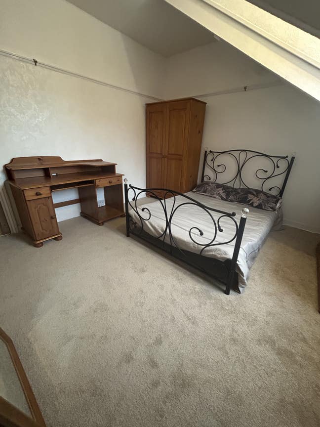 Large room in house share in Teignmouth  Main Photo