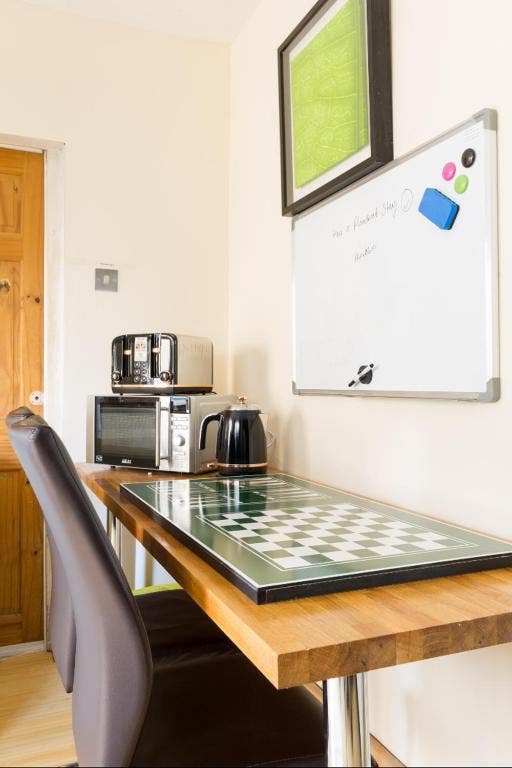 A fully furnished studio aparment for rent  Main Photo