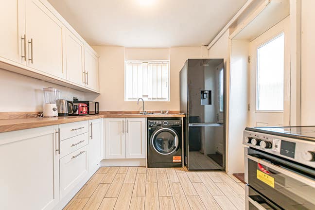 Double room available Main Photo