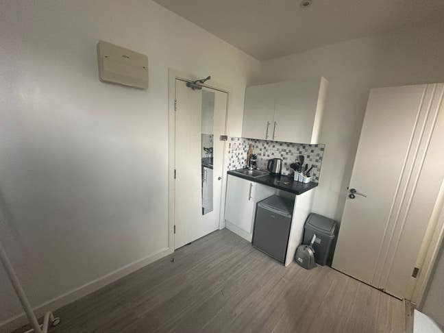Large Ensuite Room for Rent in SE6 Main Photo