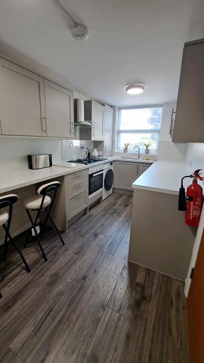 Newly Refurbished Maisonette  Main Photo