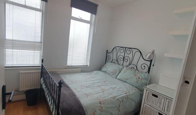  Bright double bedroom in sheared  Flat in Tooting Main Photo