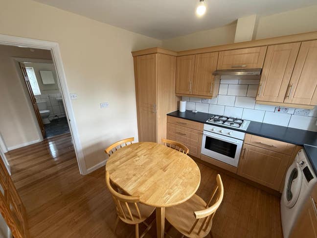 *Spacious Newly Decorated Beautiful Flat* Main Photo