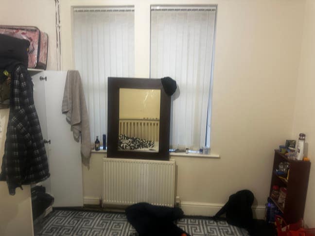 Double Bedroom  Main Photo