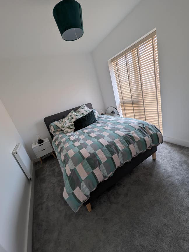 Lodger wanted for beautiful new build house Main Photo